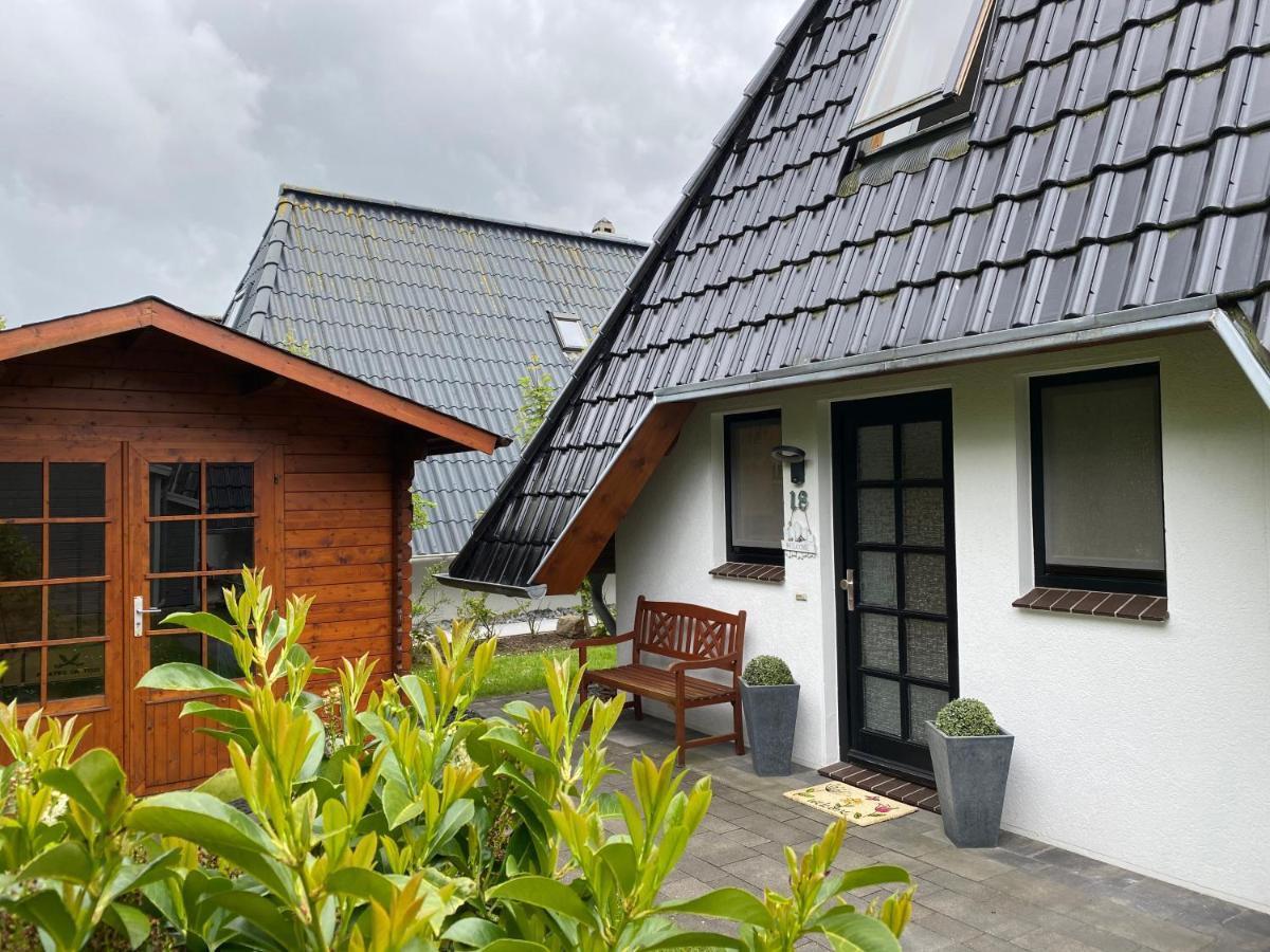 Ferienhaus Robbe Dorum Exterior photo