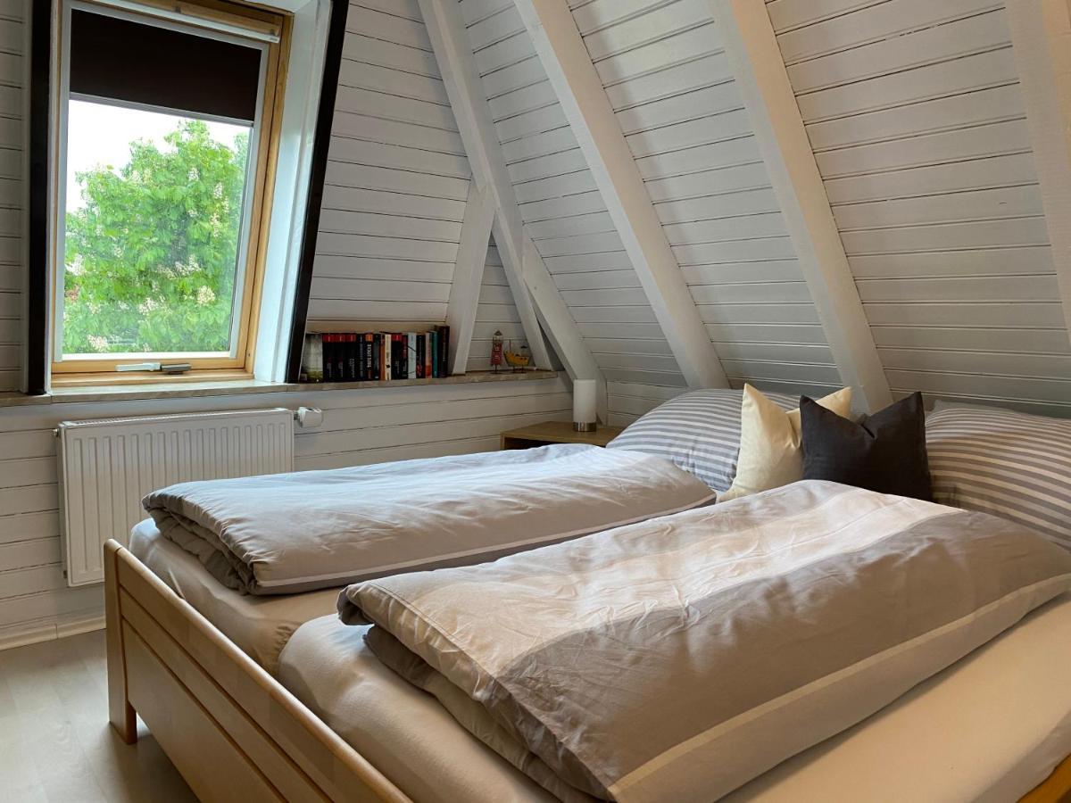 Ferienhaus Robbe Dorum Exterior photo